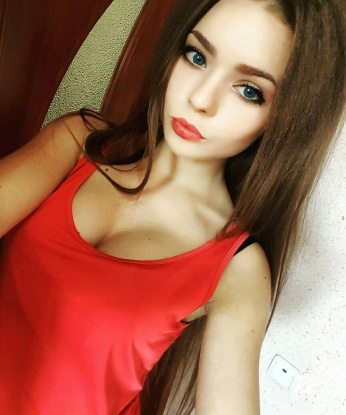 Изысканная леди с пылким характером приглашает в гости состоятельного господина для приятного времяпровождения. Обещаю сделать твой отдых незабываемым и насыщенным! 15378, 24 года